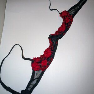 Jia Lun Red & Black Lace Cupless Bra | Adjustable Strappy Lingerie